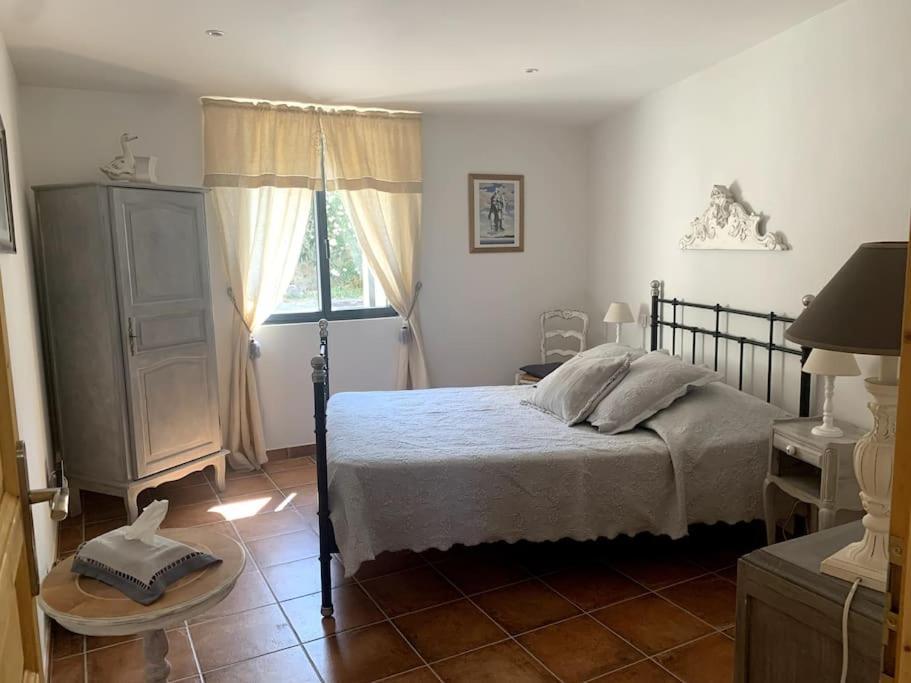 Appartement Bas De Maison Lavilledieu  Eksteriør billede